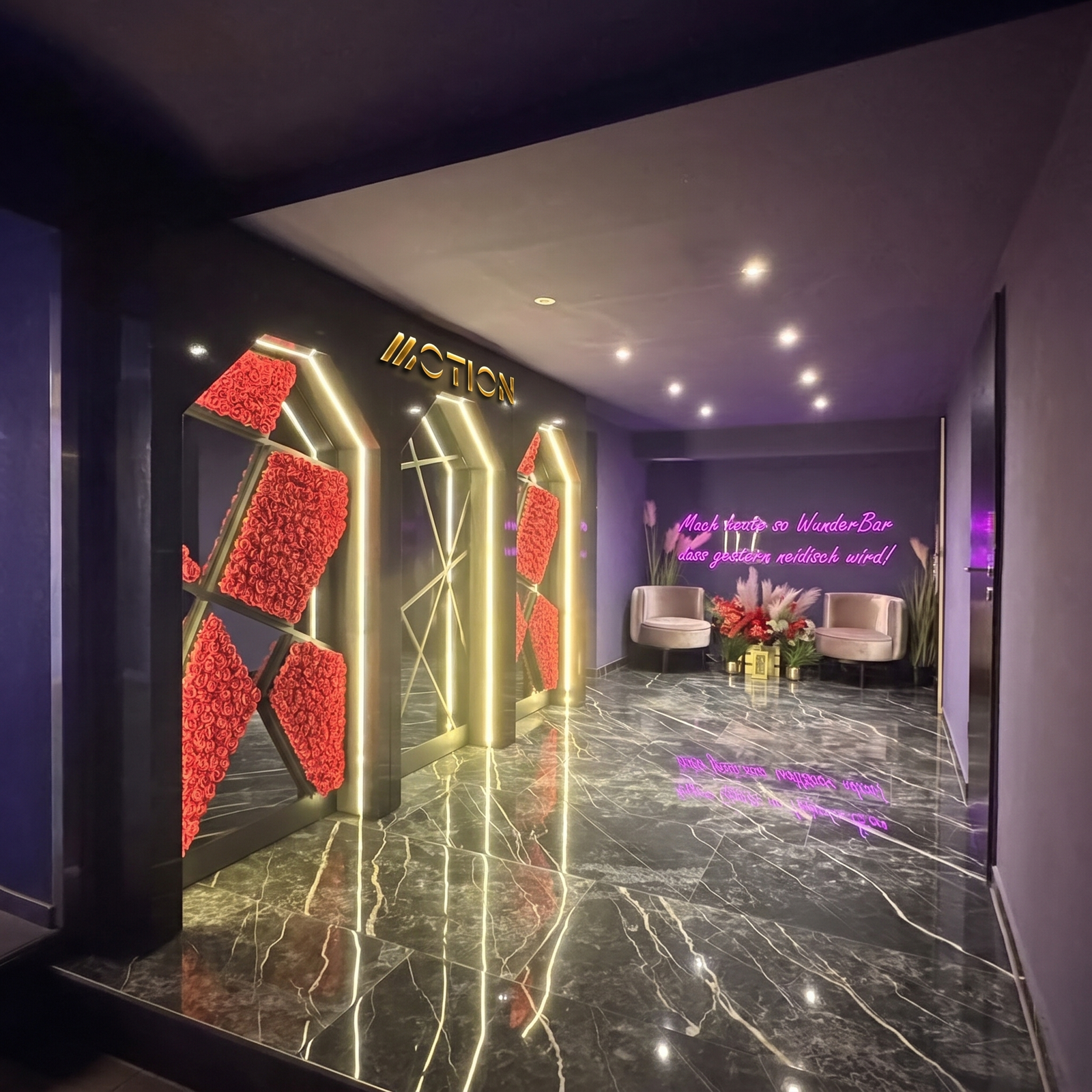 Lounge-Bereich im MOTION HOOKAH CLUB